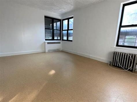 LISTING BY: HT REALTY GROUP. . Studio apartments rent bronx 600